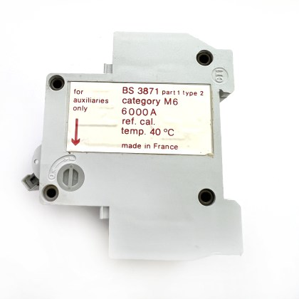 Merlin Gerin Multi9 C45N 8339 M6 2A 2 Amp 3 Pole Phase MCB Circuit Breaker Type 2